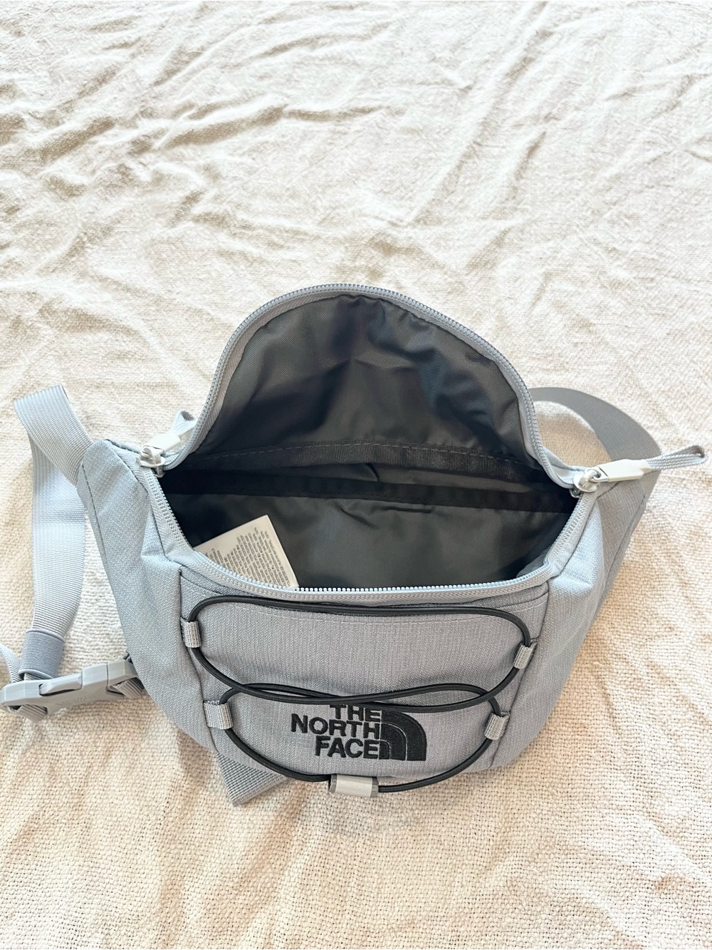 NWOT The North Face 2.2 L Fanny Pack - Picture 2 of 4